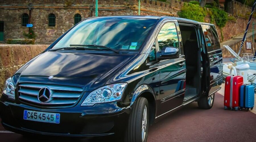 Becem Travel ile Kuzey Kıbrıs Özel Transfer Konforunu Keşfedin